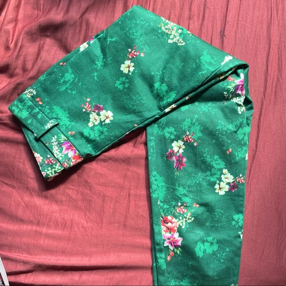 Cigarette Trousers, floral green - Picture 2 of 3
